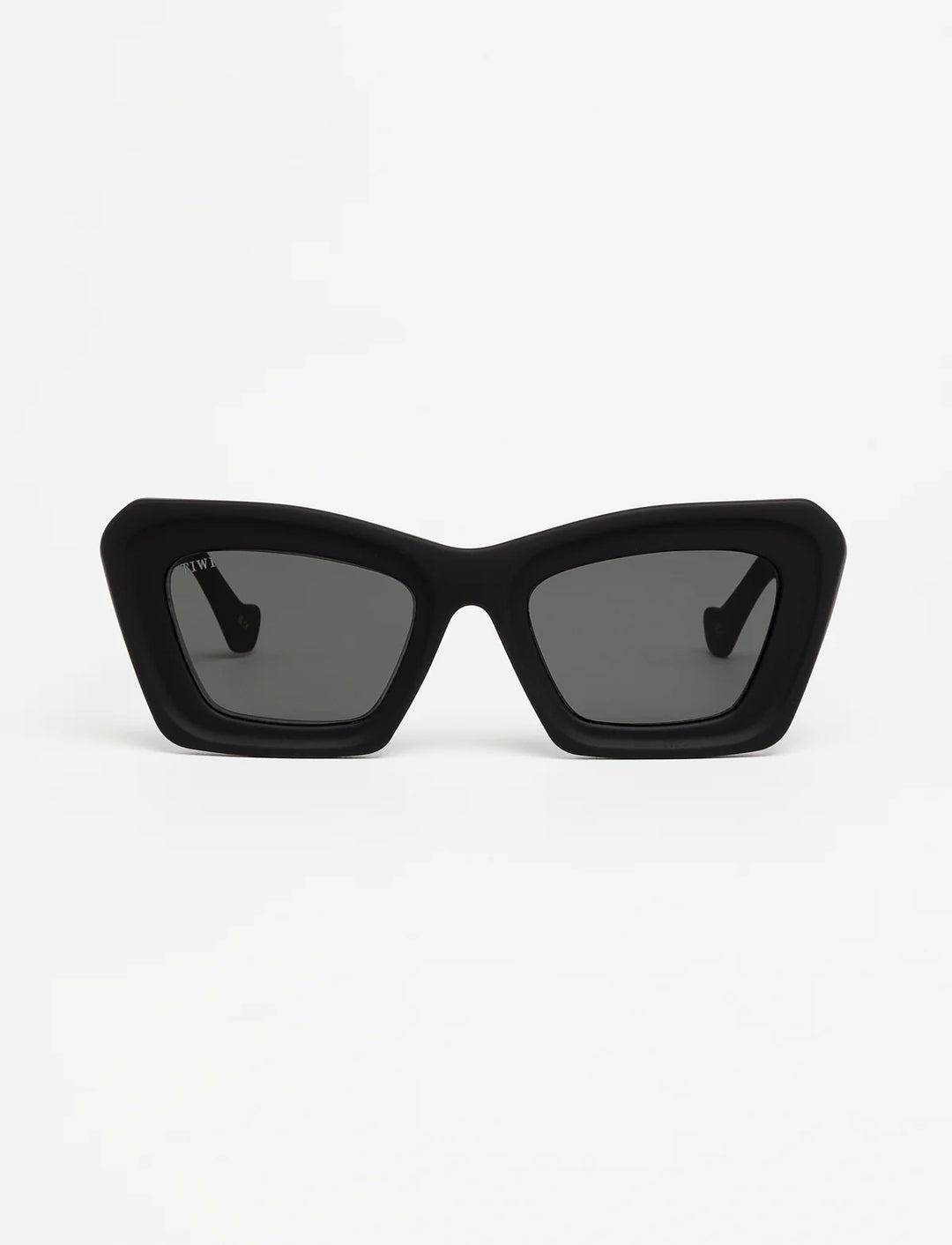 FILIPPA Available in more colors