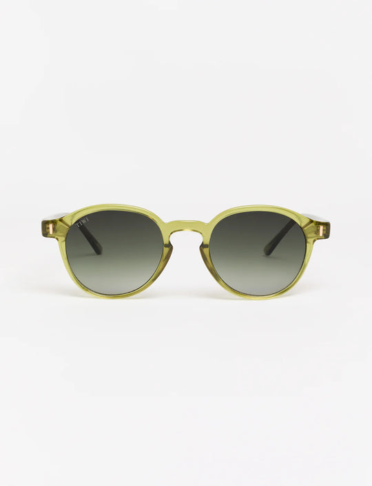 PAOLO Available in more colors Shiny Green with Green Lenses