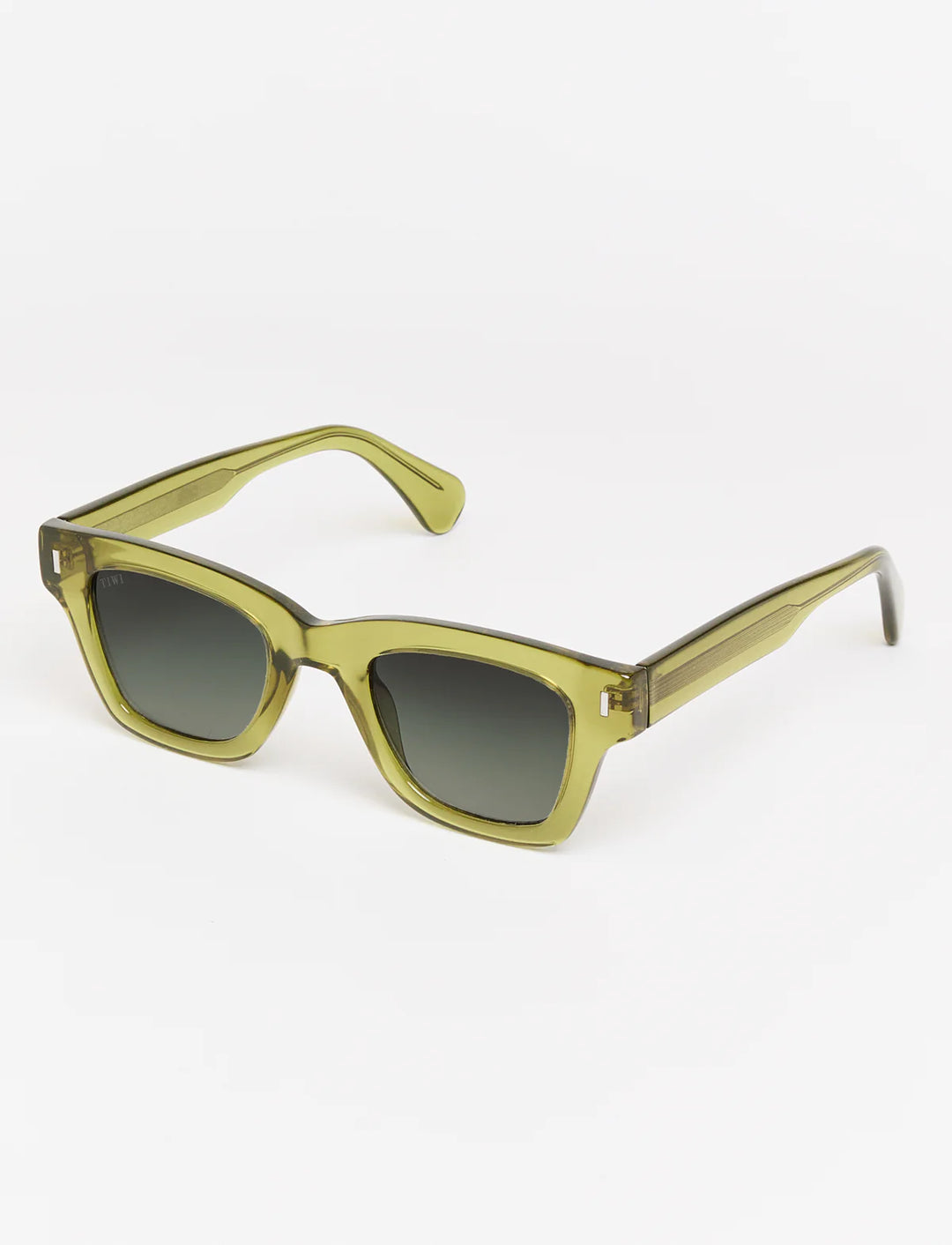 PAUL Available in more colors Shiny Green