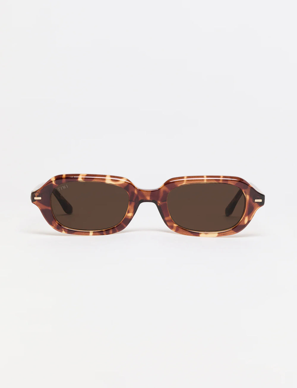BENNETT Available in more colors