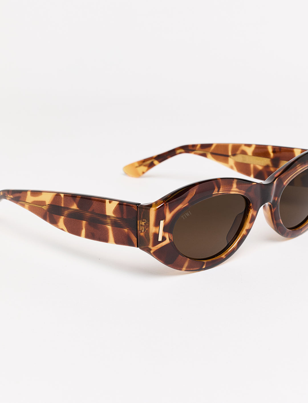 BRUNNA Available in more colors
