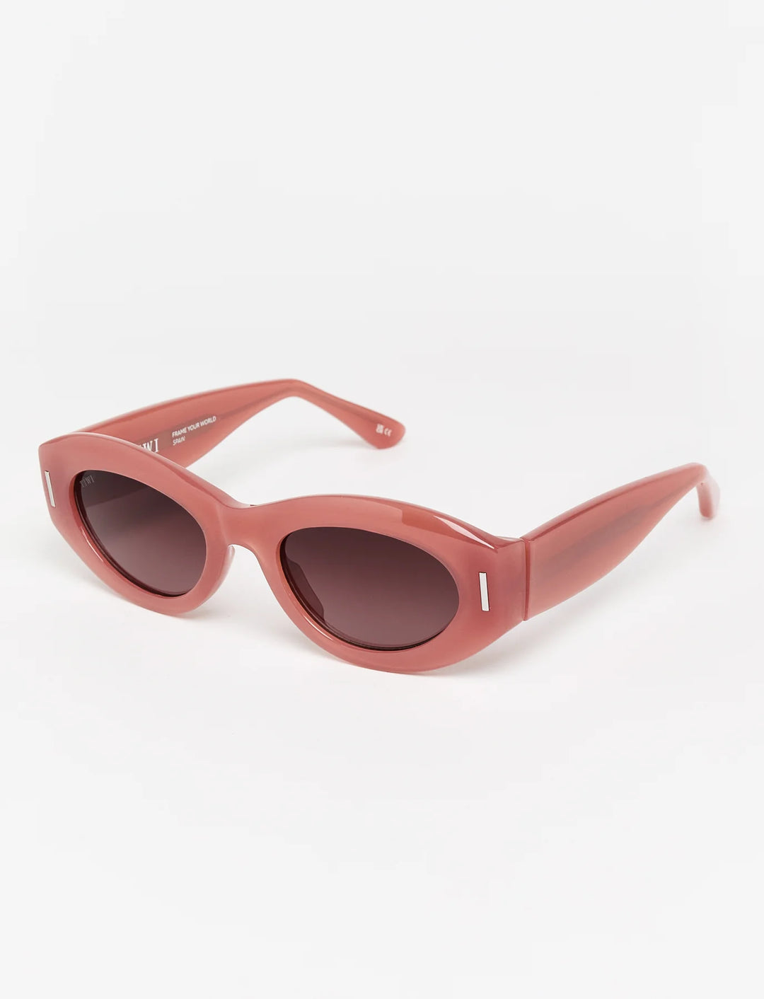 BRUNNA Available in more colors