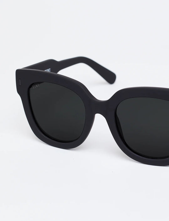 KERR Available in more colors