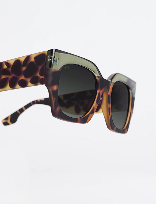 MATT Available in more colors