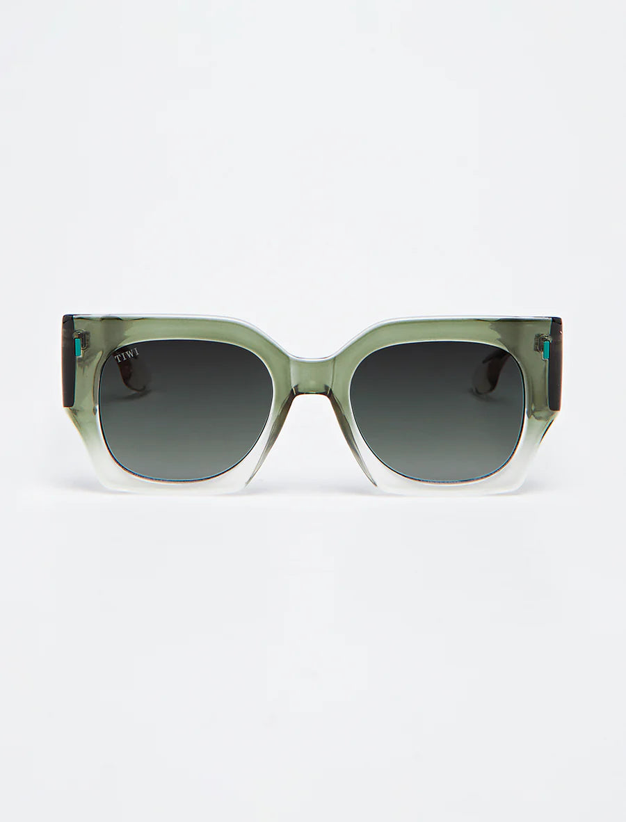 MATT Available in more colors Shiny Green Gradient