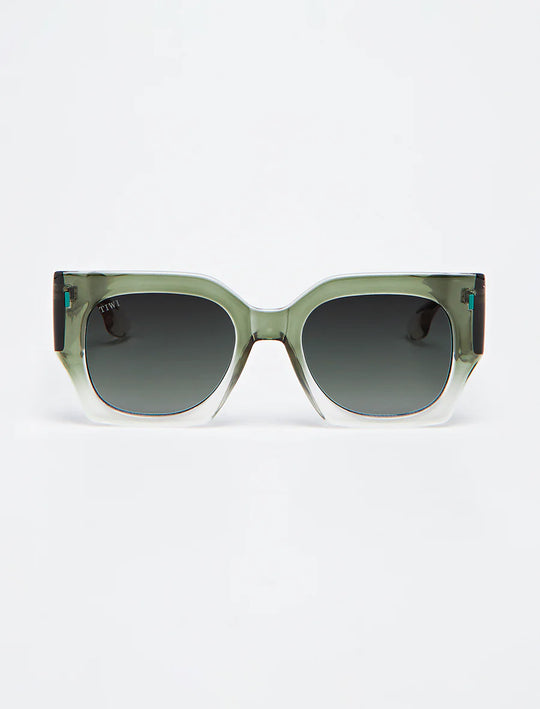 MATT Available in more colors Shiny Green Gradient