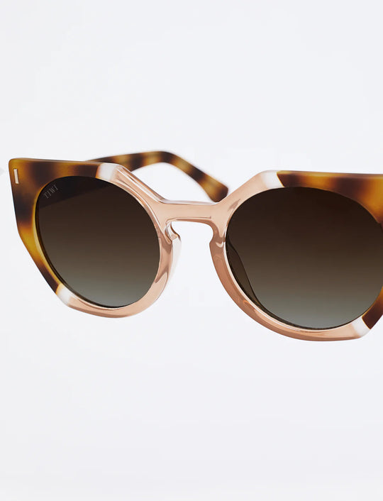 VENUS Available in more colors