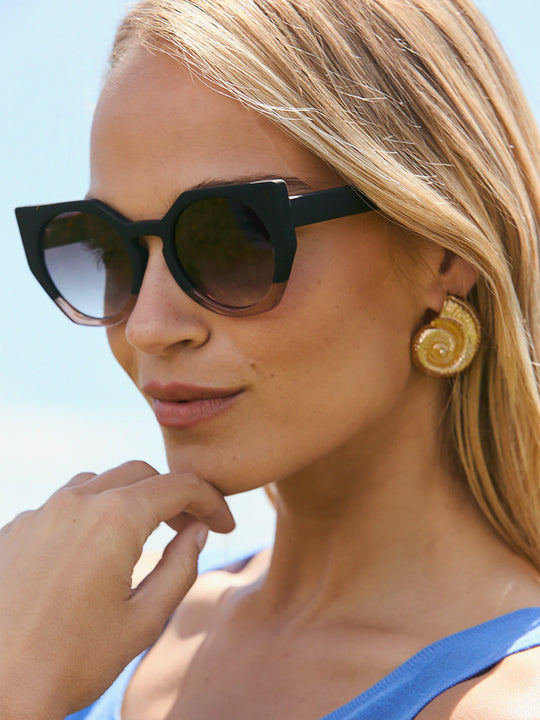 VENUS Available in more colors Rubber Black Shiny Pink