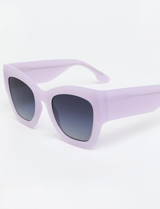 MAYFAIR Available in more colors