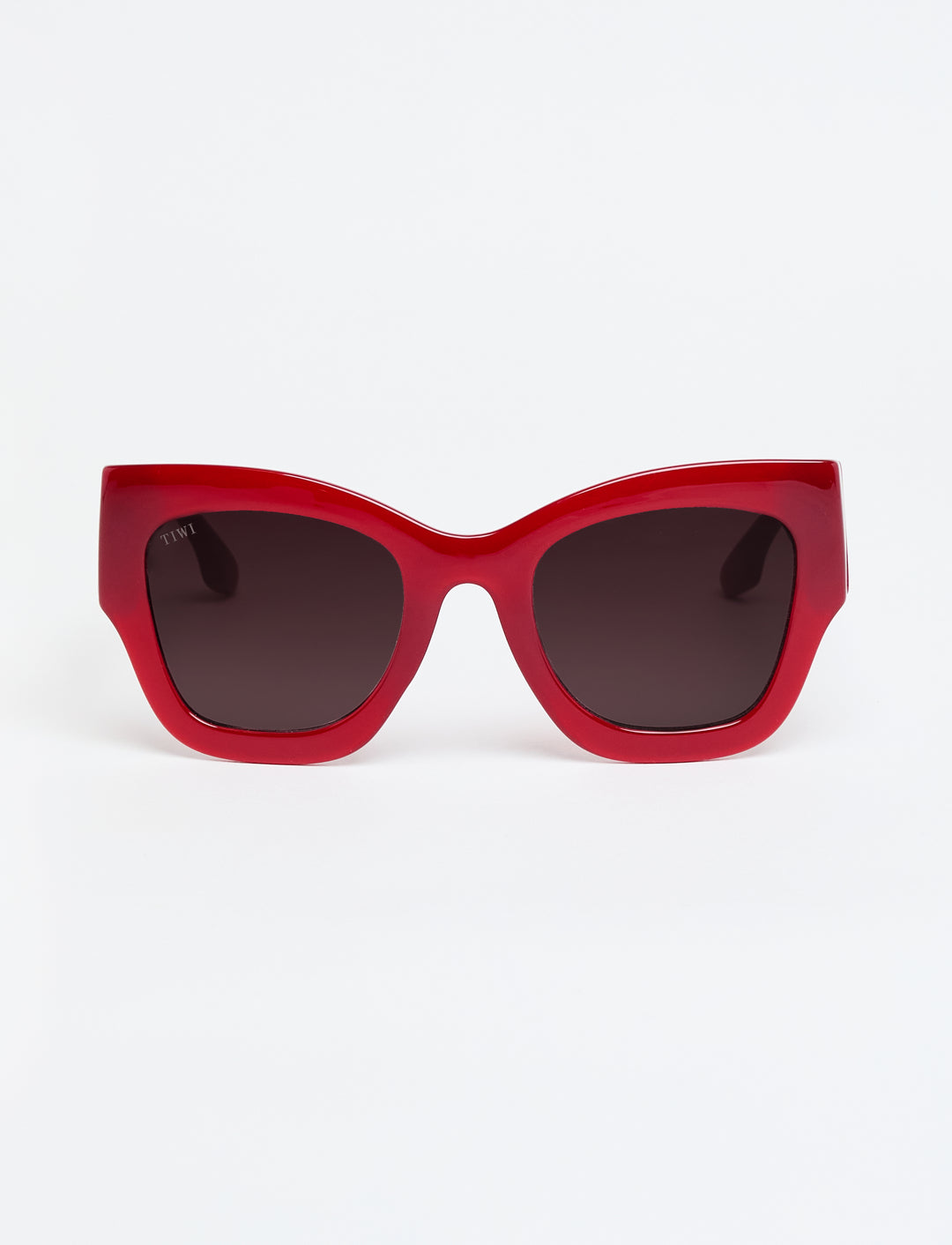 MAYFAIR Available in more colors