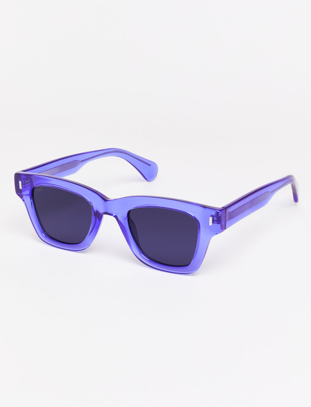 PAUL Available in more colors Shiny Blue
