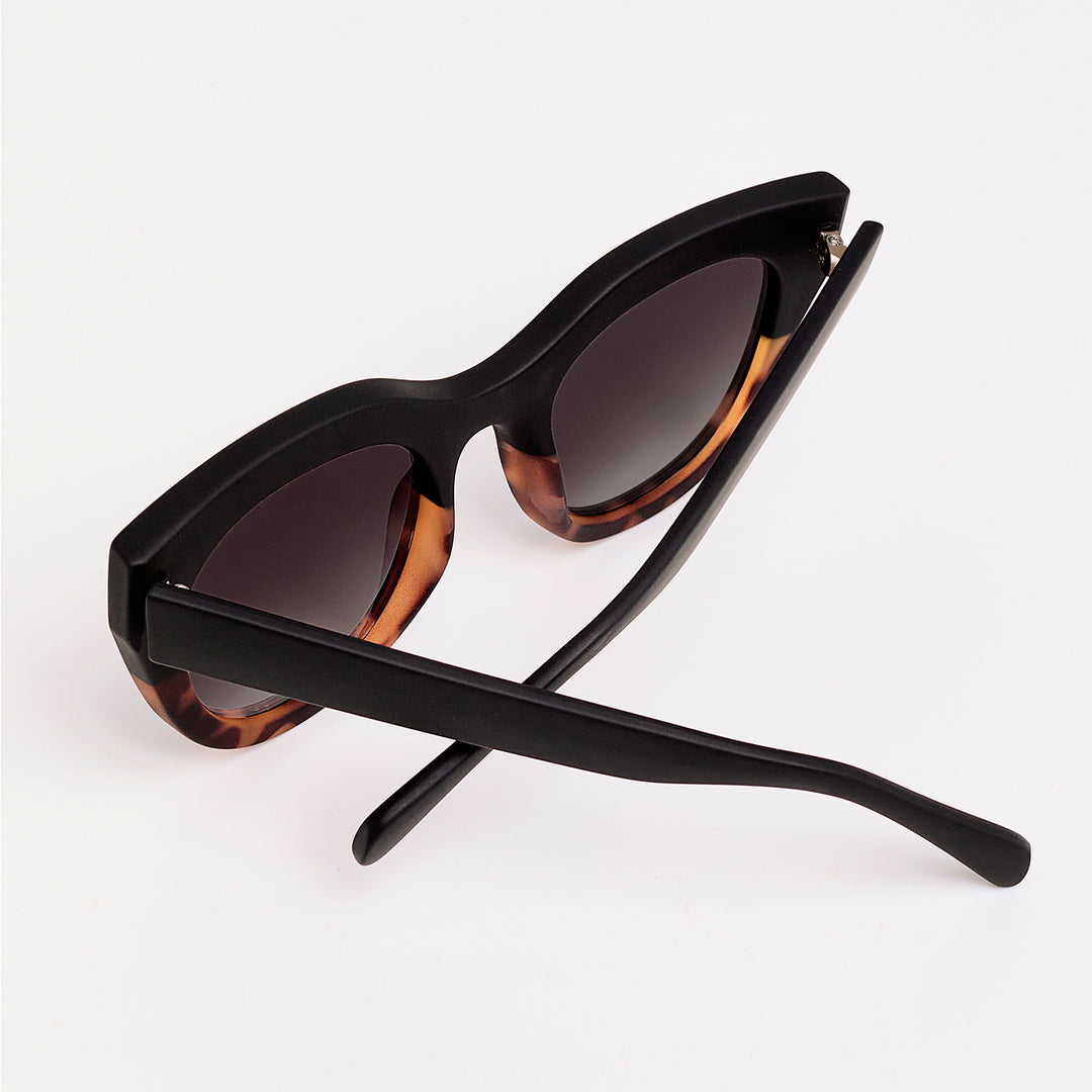 ROSETTA Available in more colors