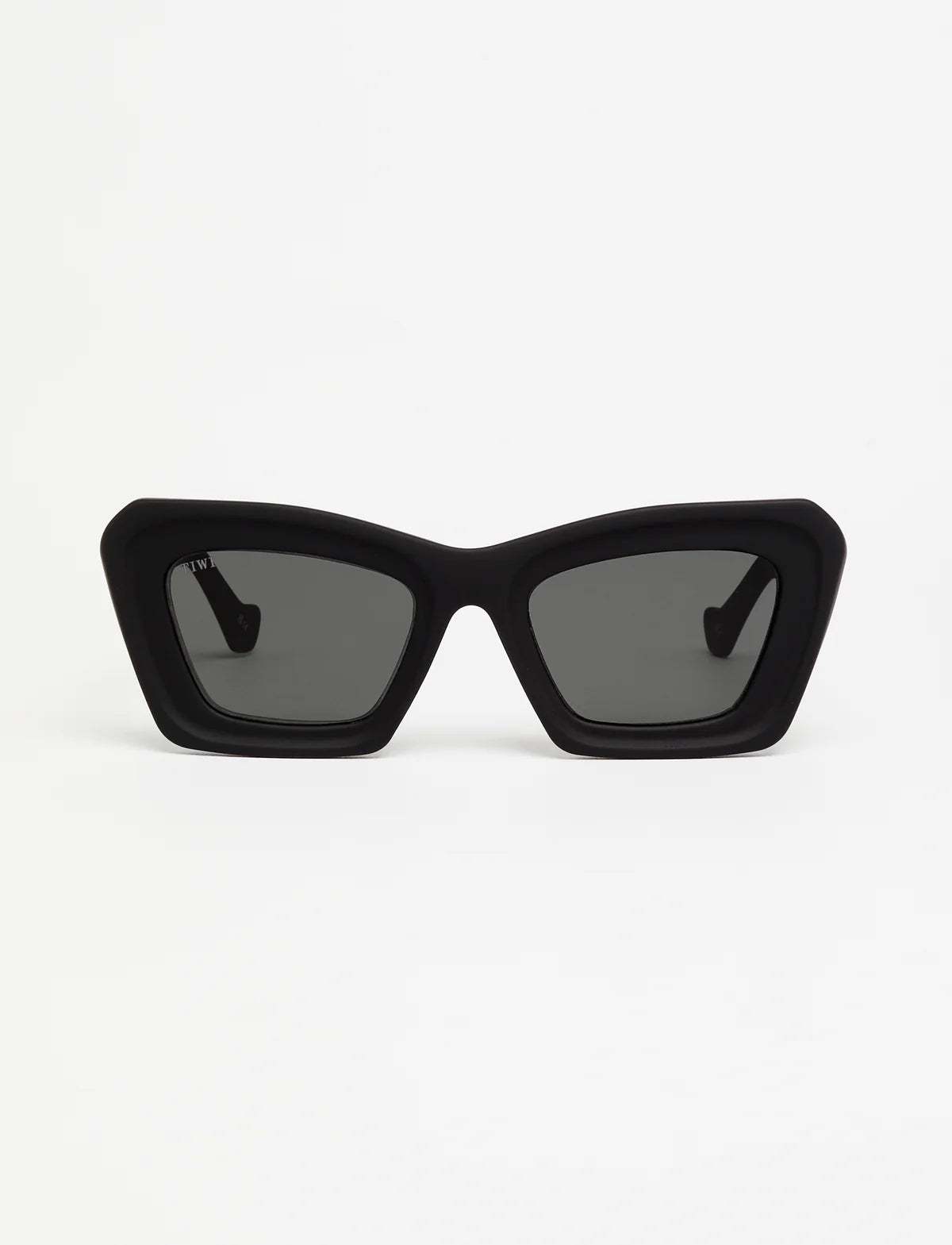 FILIPPA Available in more colors