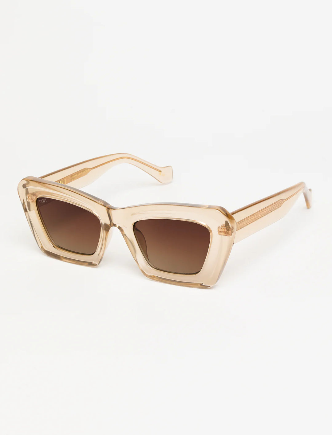 FILIPPA Available in more colors