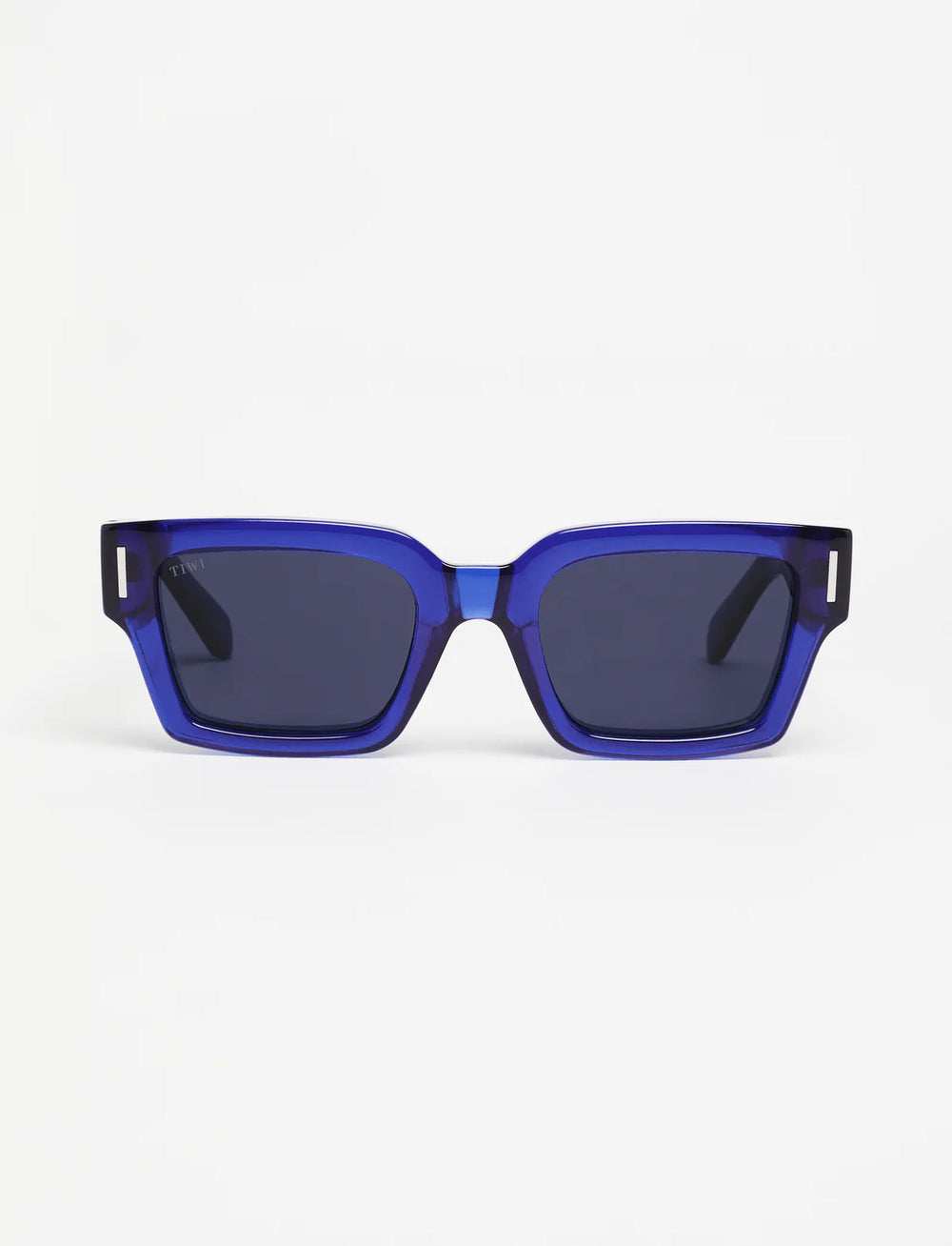 KOBE Available in more colors Shiny Blue