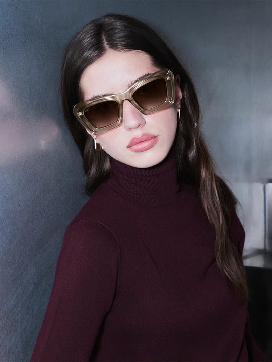 FILIPPA Available in more colors