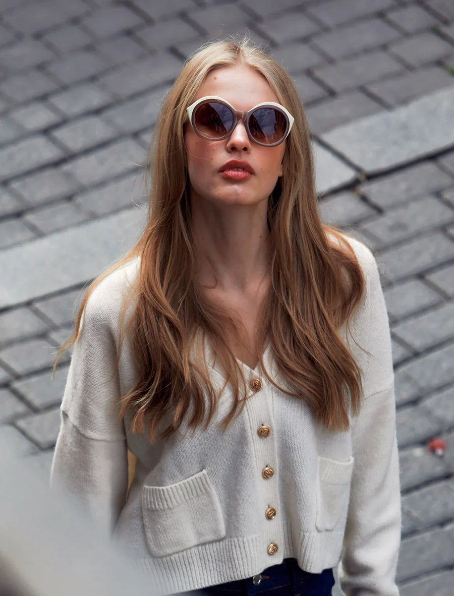 Melville Available in more colors Shiny Coconut Beige
