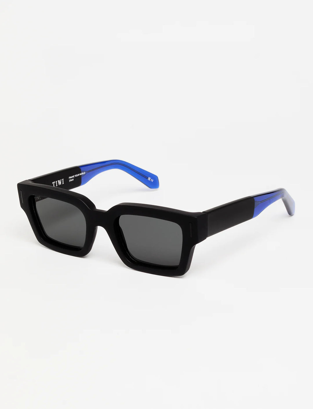 KOBE Available in more colors