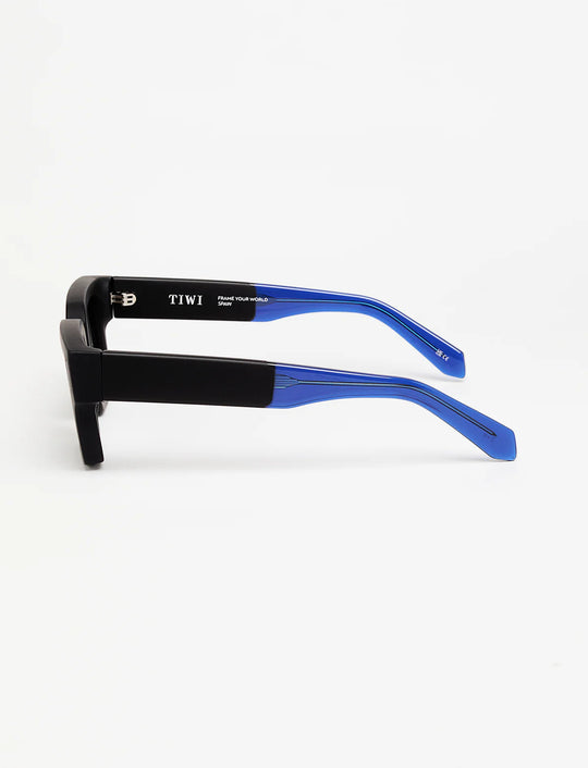 KOBE Available in more colors