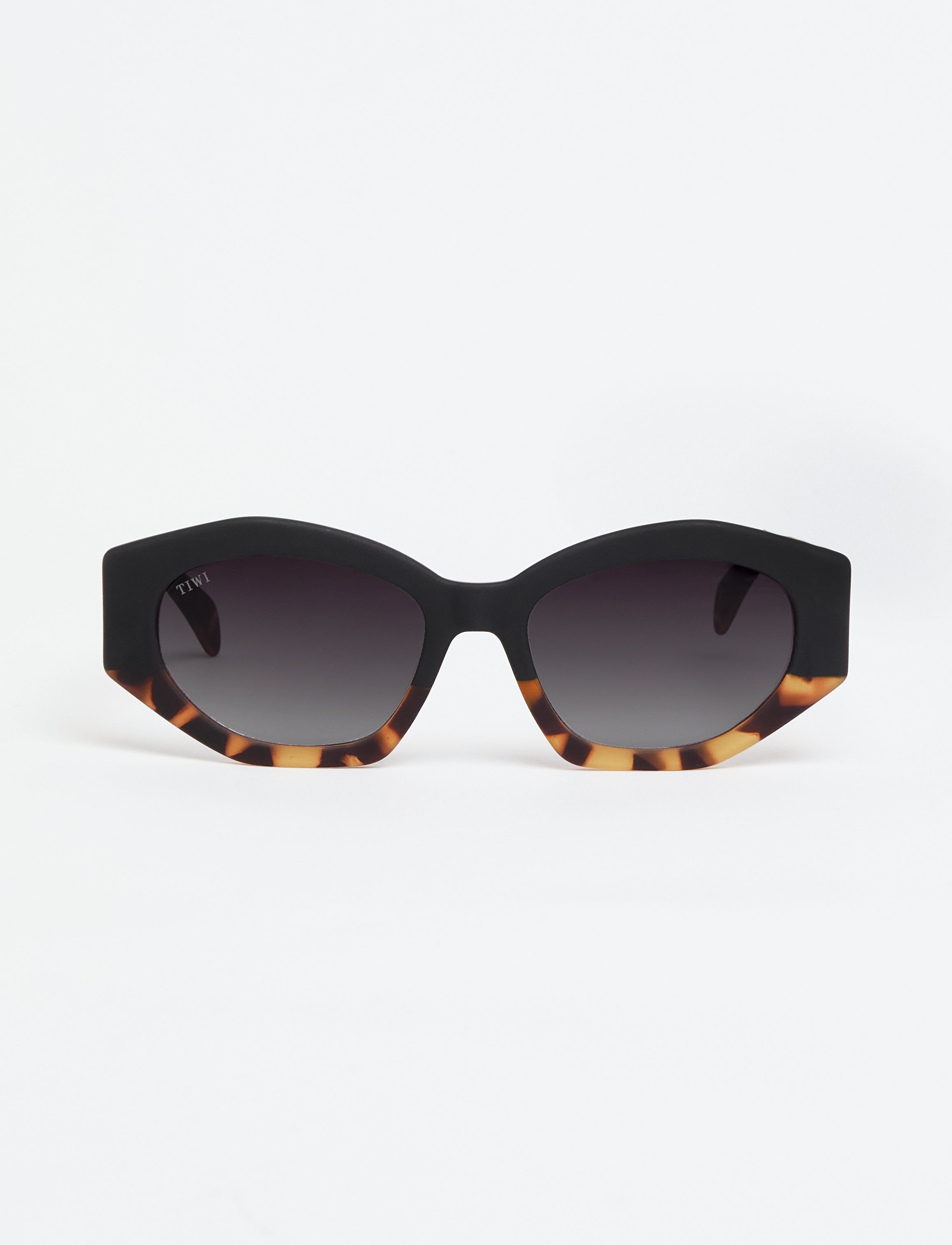 COLETTE Sunglasses Available in more colors Bicolor Tortoise/Black with Black Gradient Lenses