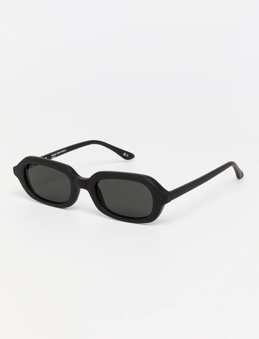 BENNETT Available in more colors