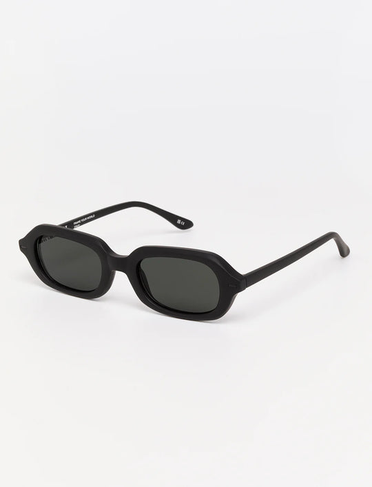 BENNETT Available in more colors