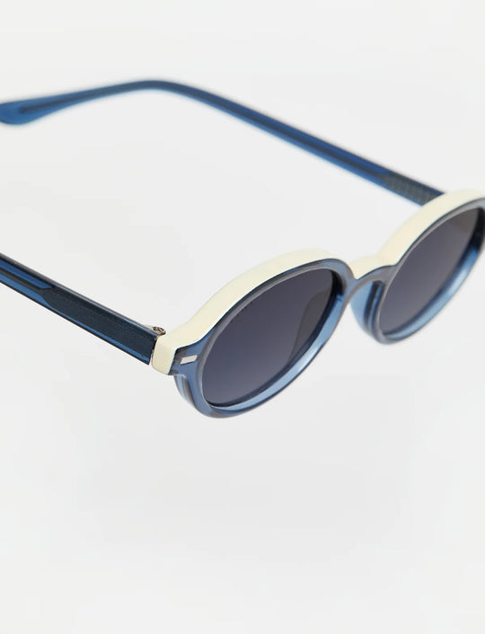 BELL Available in more colors