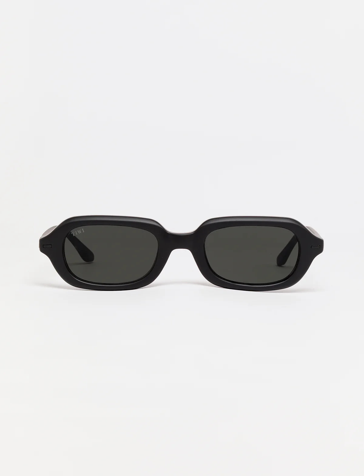 BENNETT Available in more colors