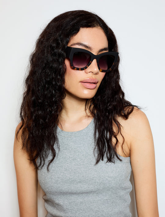 MAYFAIR Available in more colors