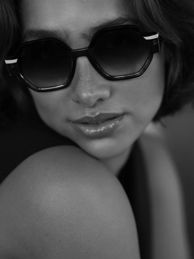 VALETTE Available in more colors Tricolor Green Tortoise/Green/Beige with Green Gradient Lenses
