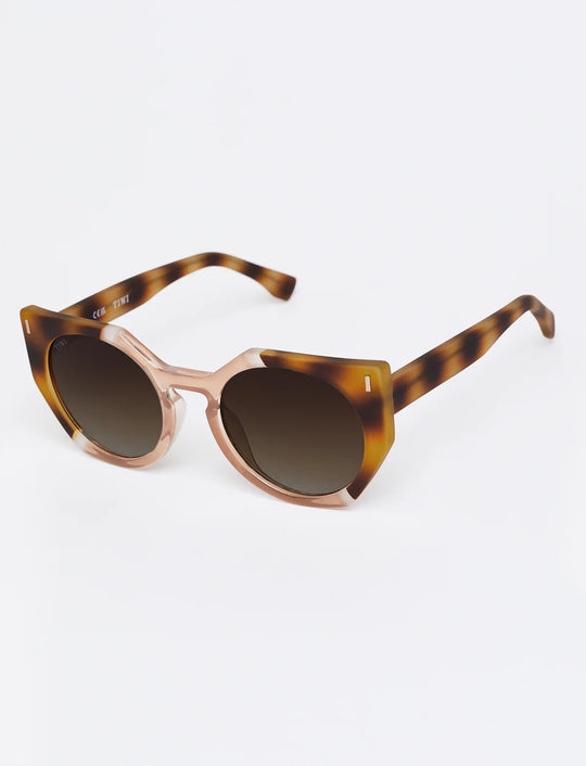 VENUS Available in more colors