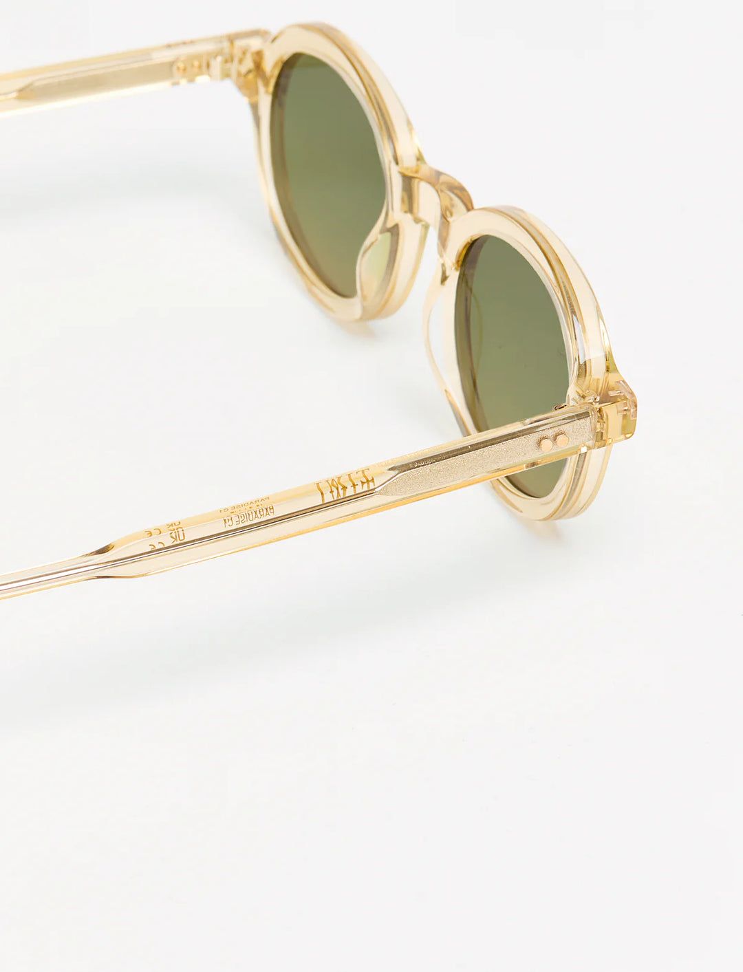 LeCLUB PARADISE Available in more colors