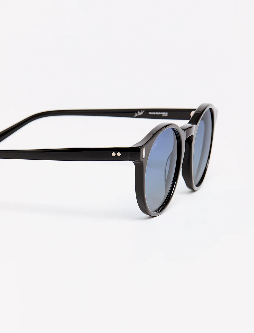 LeCLUB BAYOU Available in more colors