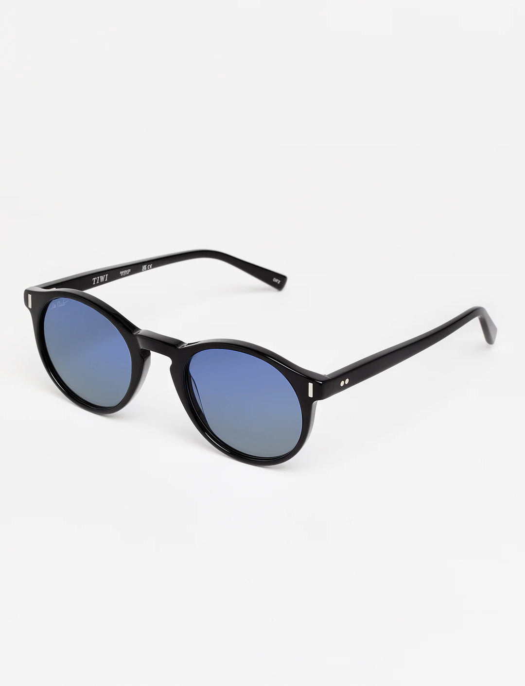 LeCLUB BAYOU Available in more colors