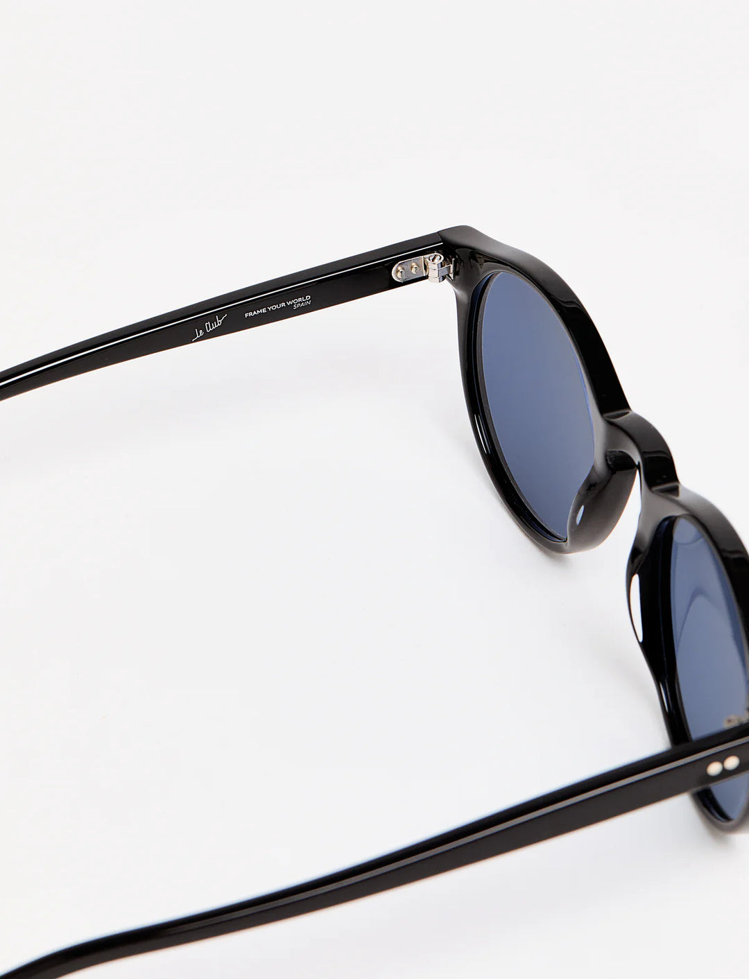 LeCLUB BAYOU Available in more colors