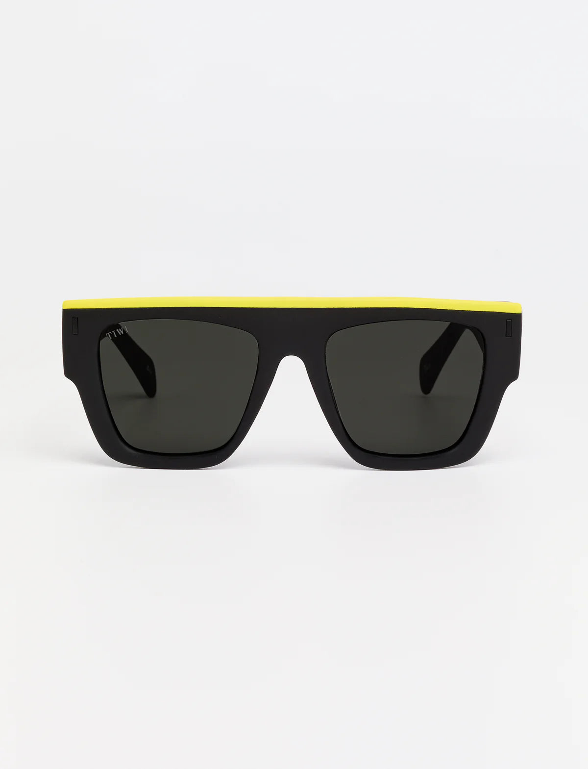 SOLEIL Available in more colors Rubber Black/Yellow Topline