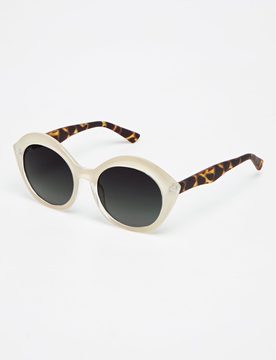 Melville Available in more colors