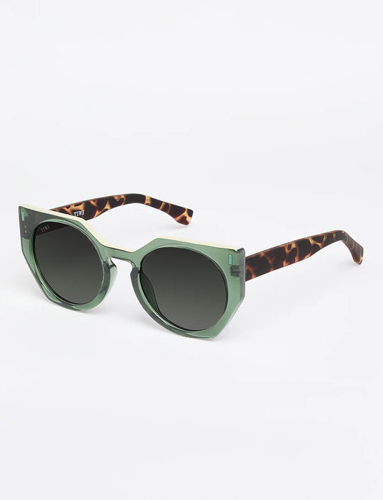 VENUS Available in more colors