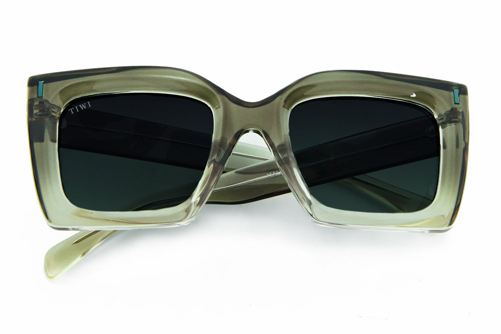 MALI Sunglasses Available in more colors Shiny Gradiet Green